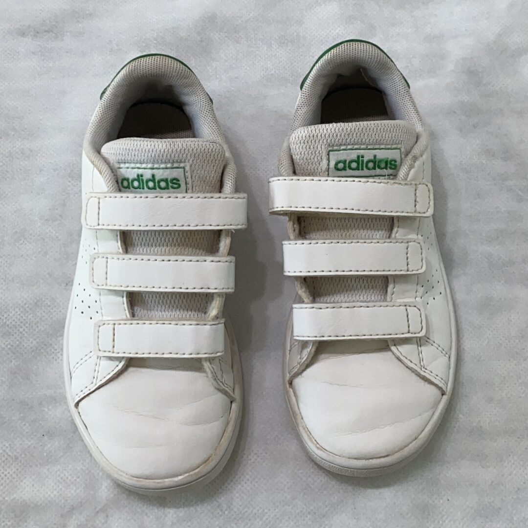 Tênis Adidas ▪︎ Tam 26