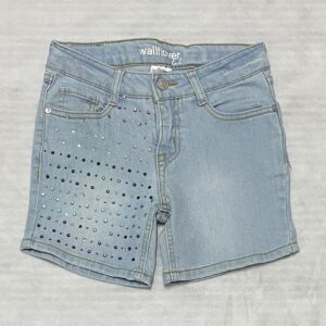 Short Wallflower ▪︎ Tam 10